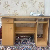 میز کامپیوتر درحد نو