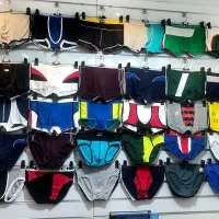 فروشنده پوشاک لباس زیر عمده ( آقا ) درمحدوده بازار