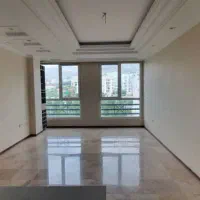 ۵۷متر فول امکانات غرق نور و افتاب (مشابه نوساز)
