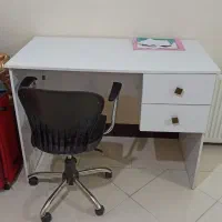 میز تحریر ام دی اف درجه ۱ صندلی چرخشی قابل تنظیم