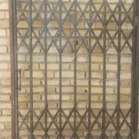 حفاظ درب آکادوئونی