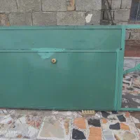 درب ویلای ماشین رو