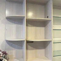 ویترین مغازه یا شوروم یا بایگانی