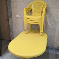 میز و صندلی پلاستیکی ۴نفره