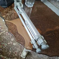 سه پایه دوربین عکاسی