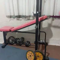 میز پرس سینه با وزنه و هالتر ، و وزنه جلو بازو