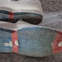 گیوه|کیف، کفش، کمربند|دهگلان, |دیوار