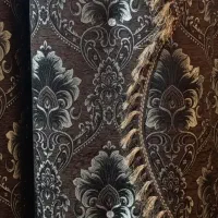 پشتی نو نو در حد چند روز استفاده شده