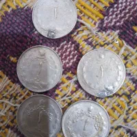 سکه نقره قدیمی شیروخورشید