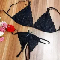 لباس زیر زنانه