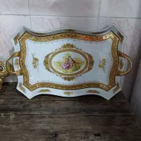 ظروف چینی و برنز به فروش می رسد. همگی سالم هستند.