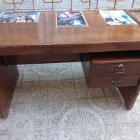 میز کار صندلی ویترین مغازه