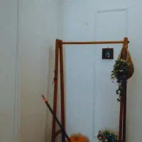 رگال چوبی اویز لباس