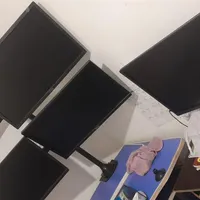 ۴ عدد مانیتو
