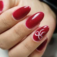 خدمات ناخن و مژه