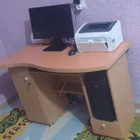 میز کامپیوتر
