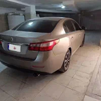 رنو سفران