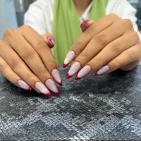 تخفیف ویژه خدمات ناخن|خدمات آرایشگری و زیبایی|شیراز, آزادی|دیوار