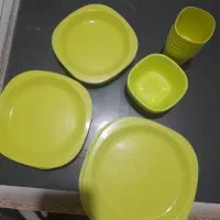 سرویس مسافرتی|ظروف نگهدارنده، پلاستیکی، یکبارمصرف|دورود, |دیوار