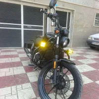 هیوسانگ اکویلا ۲۵۰