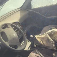 پژو۲۰۰۰تصادفی100میلیون|خودرو سواری و وانت|بروجرد, |دیوار