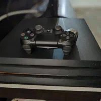 آخرین سری ps4 pro با تمام لوازم جانبی اصلی