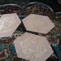 روی میز عسلی نو بدون استفاده