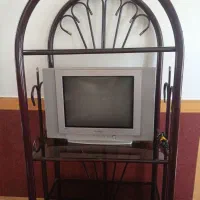 تلویزیون و زیر تلویزیون ۲۱ اینج