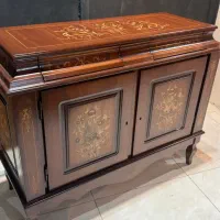 کنسول به همراه اینه