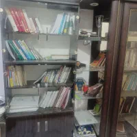 فروش یه بوفه با روکش چرم و یک کتابخانه در حد نوک|بوفه، ویترین، کنسول|تربت جام, نظامی|دیوار