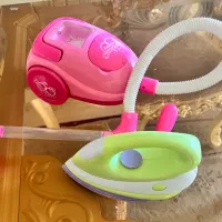 اسباب بازی جارو برقی و اتو باطری خور