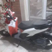 موتور سیکلت کلیک۱۵۰ کم کار.مناسب برای خانواده