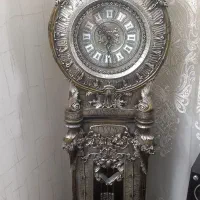 **ساعت ایستاده درحد نو**