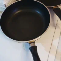 سه عدد ماهی تابه|ظروف پخت‌وپز|سقز, |دیوار