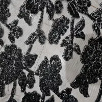 پارچه|لباس|رشت, پیرکلاچای|دیوار