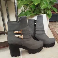 بوت و نیم بوت|کیف، کفش، کمربند|خمین, |دیوار