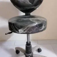 صندلی تابوره چرخدار چرمی مشکی