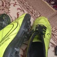 کفش چمن  فوتبال