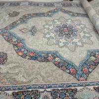 دو عدد فرش ۱۲ متری