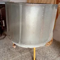 تنور گازی گرد.۲۹۰۰۰۰۰تومان.۴نون بزرگ میگیره