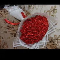 گل رز روبانی زیبا
