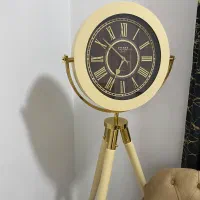 ساعت سه پایه ایستاده دیاکو