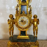 کنسول و ساعت شمعدان