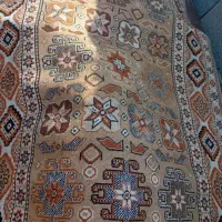 یک قالیچه ویک گلیم باقیمت مناسب ..