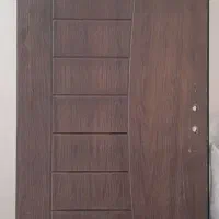 درب حمام یا سرویس بهداشتی