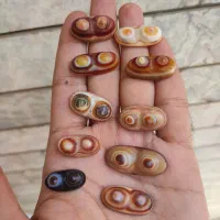 نگین عقیق باباقوری