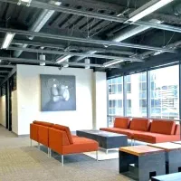 ۹۰ متر اداری تمیز بر درختی معلم