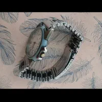 ساعت ویولت ژاپن و ساعت وستار سوئیس|ساعت|شیراز, بعثت|دیوار