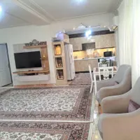 ویلایی دوطبقه با هم شقایق دانشجو
