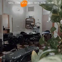 فروش تمامی وسایل سالن آرایشگری به علت مهاجرت